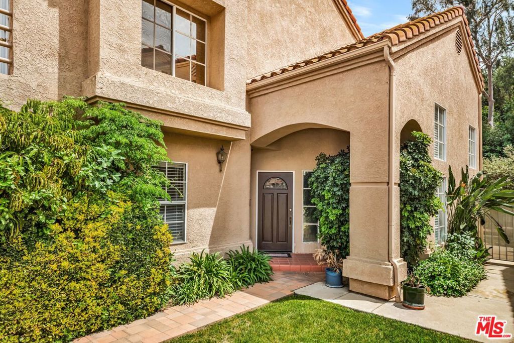 Properties 3 23234 Valerio Street