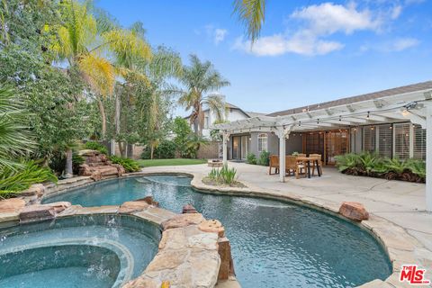 25850 Via Candice Valencia CA 91355