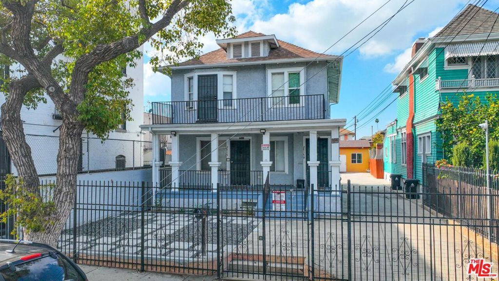 2515 S Catalina Street