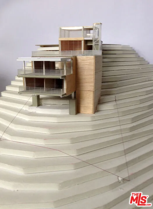 Los Angeles, California 90046, United States, ,Land,Active,73607