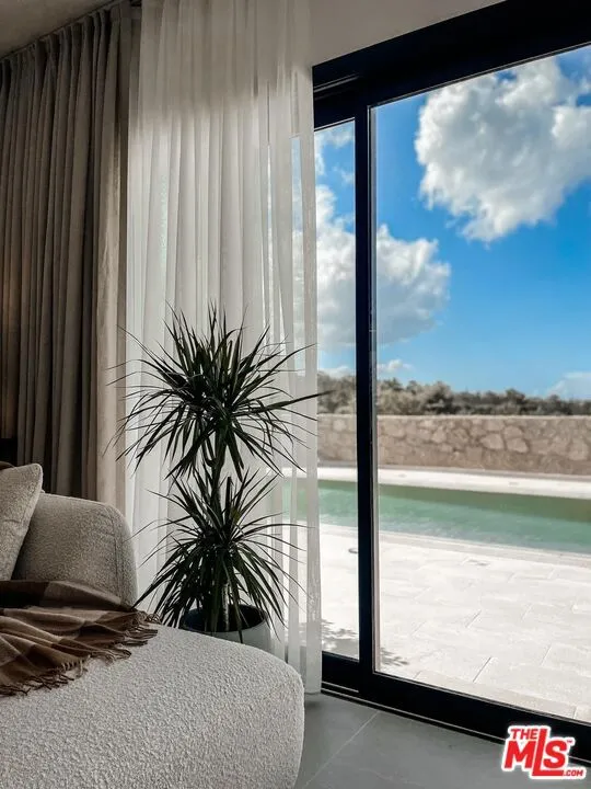 99400, United States, 5 Bedrooms Bedrooms, ,5 BathroomsBathrooms,Residential,Active,93549