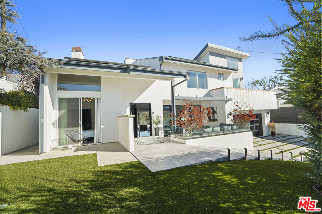 Properties 2 3437 Troy Drive