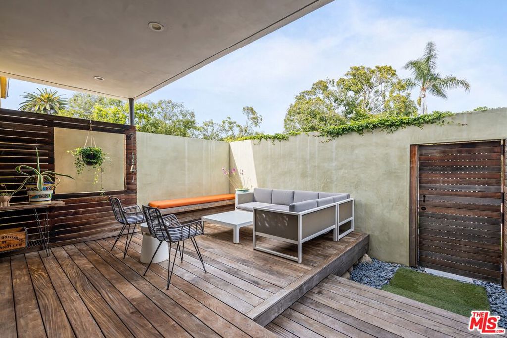 Properties 2 4061 Tilden Avenue