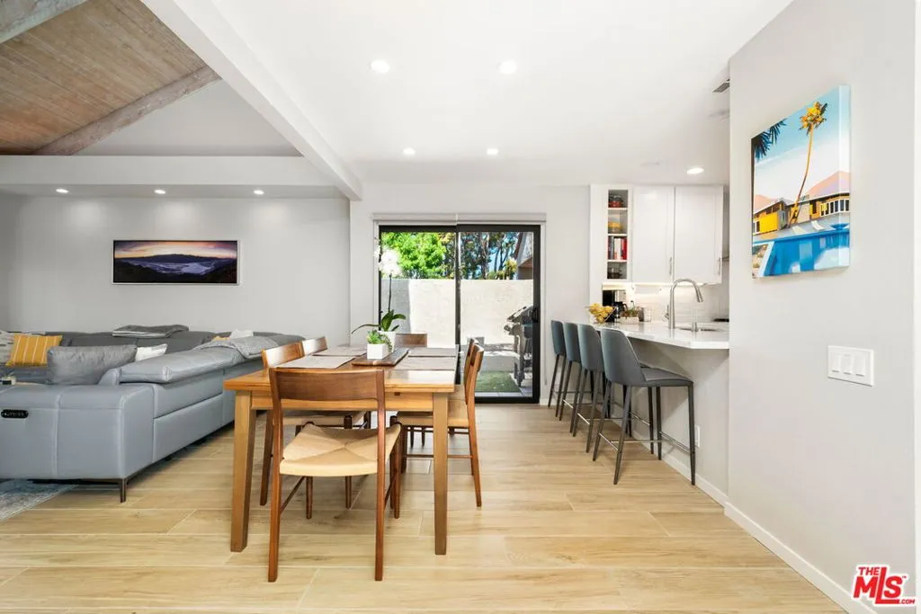 Rancho Mirage, California 92270, United States, 2 Bedrooms Bedrooms, ,2 BathroomsBathrooms,Residential,Active,22780