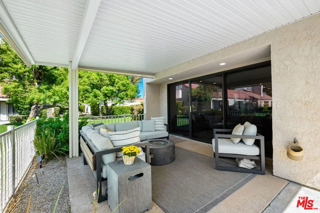 Rancho Mirage, California 92270, United States, 2 Bedrooms Bedrooms, ,2 BathroomsBathrooms,Residential,Active,22780