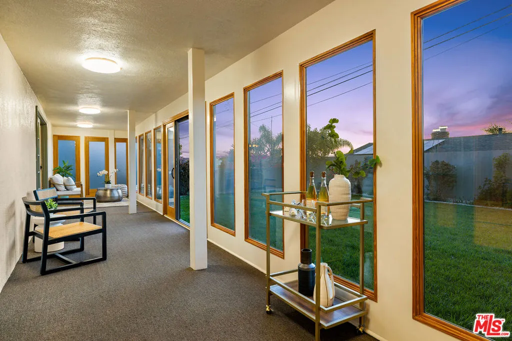 Los Angeles, California 90056, United States, 3 Bedrooms Bedrooms, ,3 BathroomsBathrooms,Residential,Active,90345