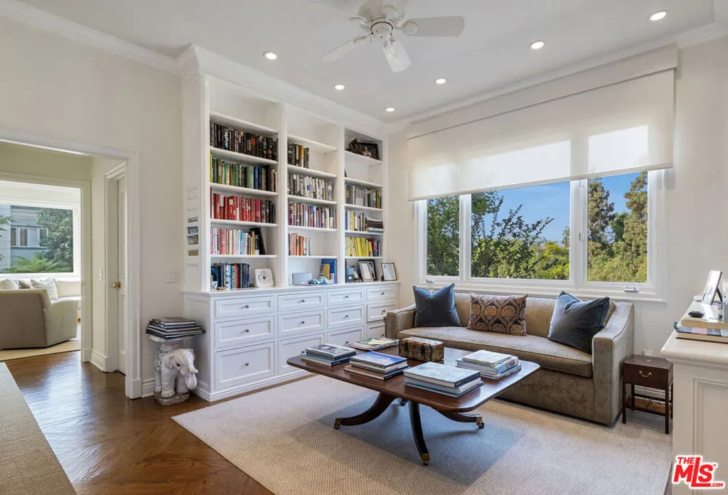 Los Angeles, California 90067, United States, 3 Bedrooms Bedrooms, ,3 BathroomsBathrooms,Residential,Active,108864