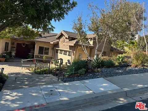 MLS: 24468041