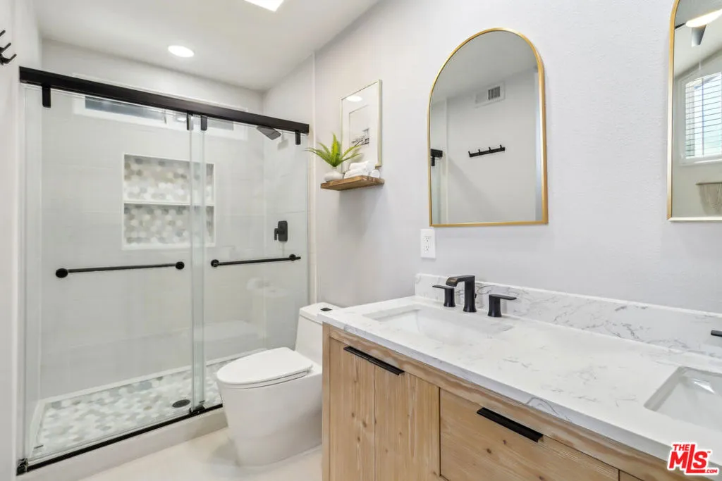 Carlsbad, California 92009, United States, 4 Bedrooms Bedrooms, ,3 BathroomsBathrooms,Residential,Active,135773