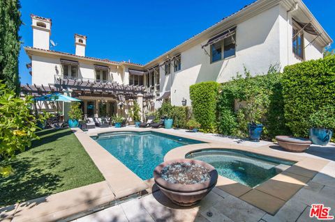 A home in Calabasas