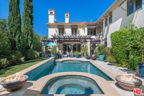 A home in Calabasas