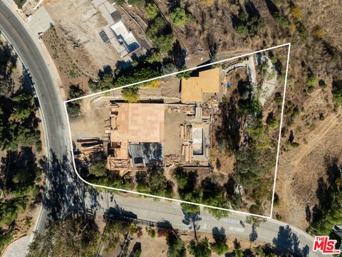 A home in Bell Canyon