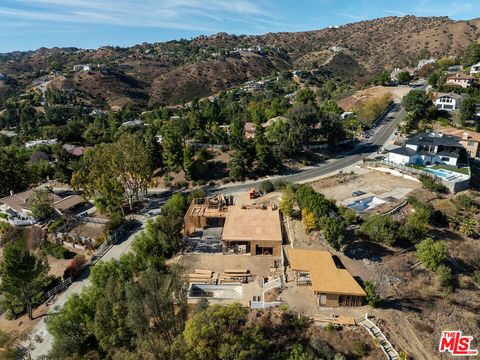 A home in Bell Canyon