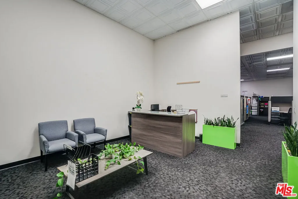 Gardena, California 90248, United States, ,Commercial,Pending,32044