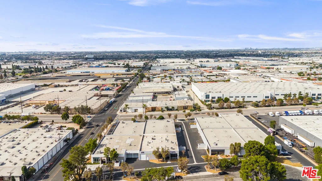 Gardena, California 90248, United States, ,Commercial,Pending,32044