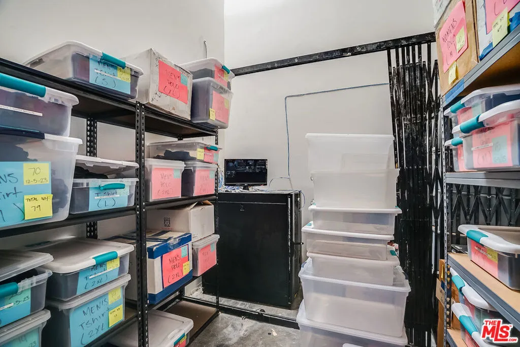 Gardena, California 90248, United States, ,Commercial,Pending,32044