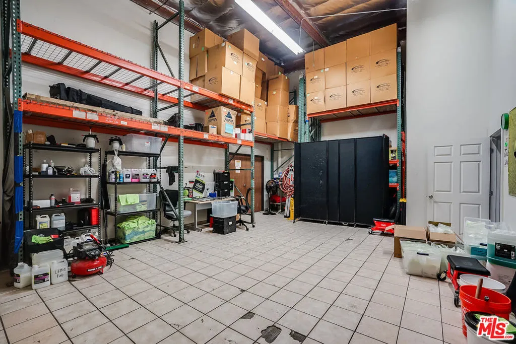 Gardena, California 90248, United States, ,Commercial,Pending,32044