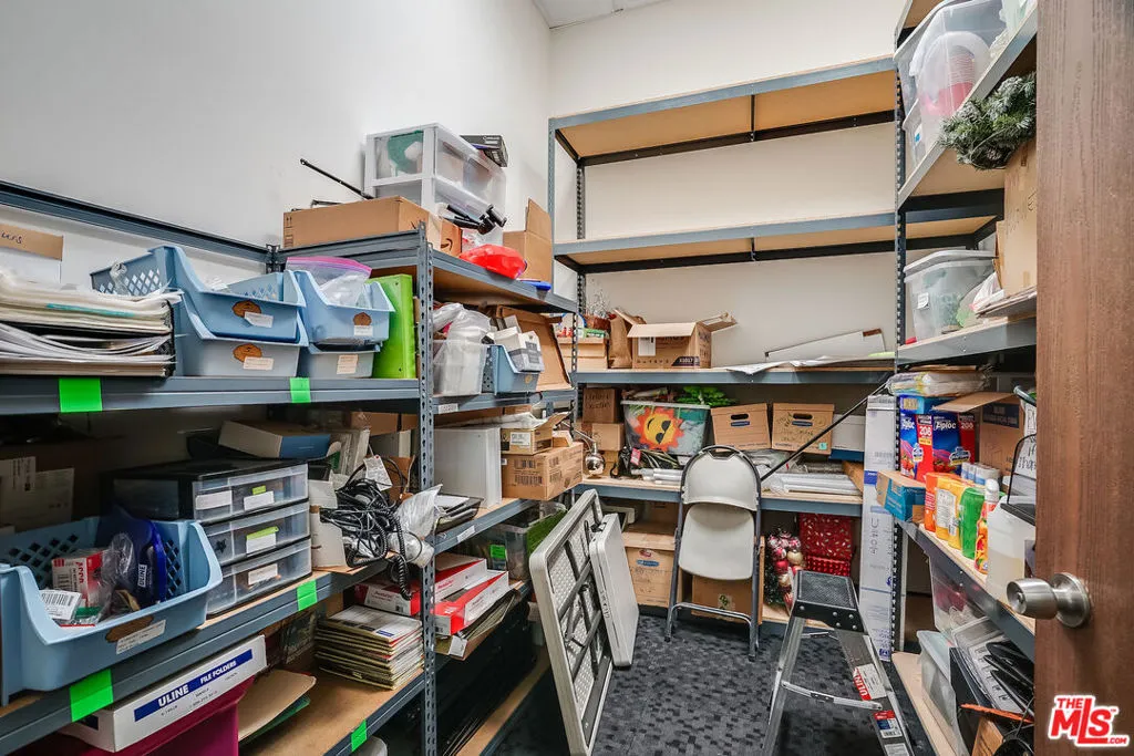 Gardena, California 90248, United States, ,Commercial,Pending,32044