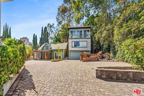6610 Padre Terrace Los Angeles CA 90068