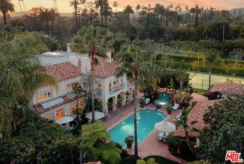 812 N BEDFORD Drive Beverly Hills CA 90210