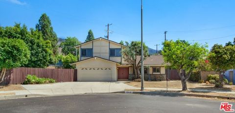 A home in Sylmar