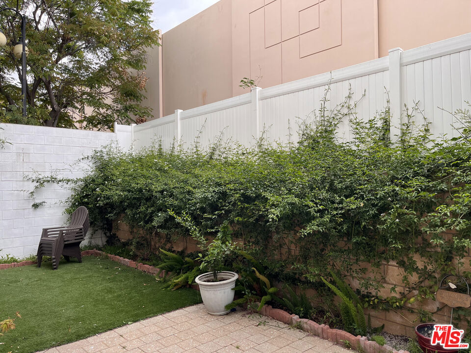 Properties 3 12359 Sonoma Drive