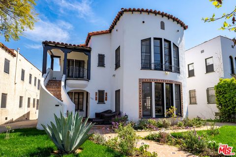 1122 S Sycamore Avenue Los Angeles CA 90019