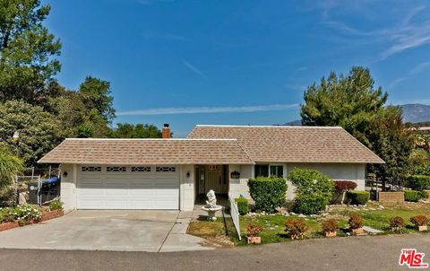 2108 El Arbolita Drive Glendale CA 91208