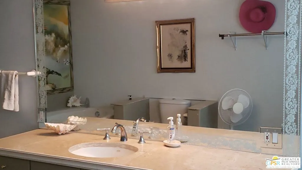 Cathedral City, California 92234, United States, 2 Bedrooms Bedrooms, ,3 BathroomsBathrooms,Residential,Active,120398