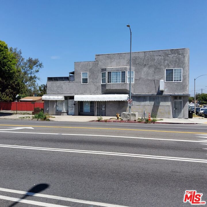 3201 W Florence Avenue