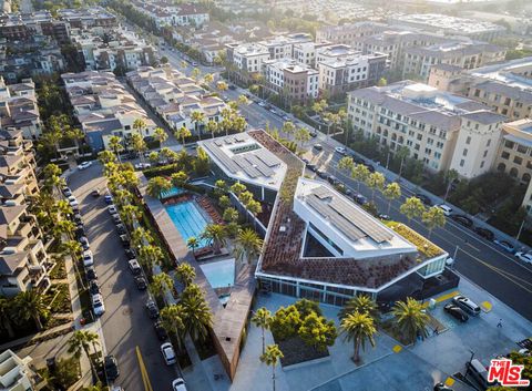 A home in Playa Vista