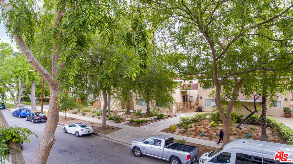 Properties 3 1160 Elm Avenue