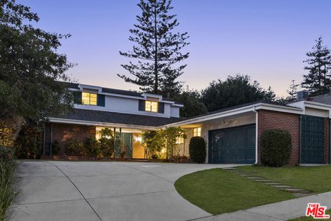 Single Family Residence in Los Angeles CA 2201 Hobart Boulevard.jpg