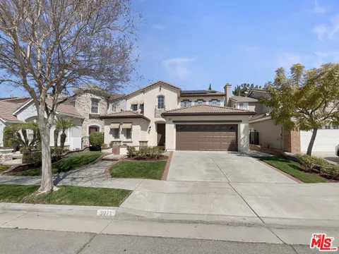 MLS: 25513717