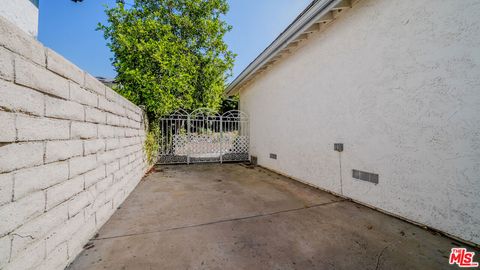 A home in Porter Ranch