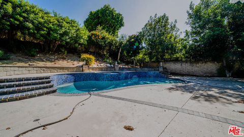 A home in Porter Ranch