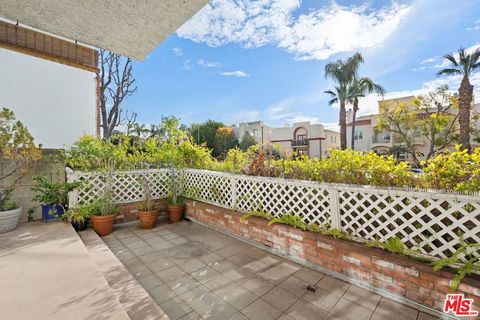 A home in Toluca Lake