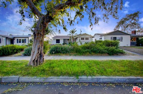 A home in North Hollywood