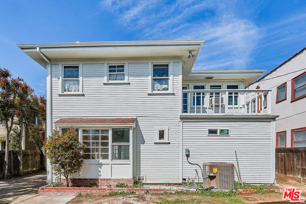 Properties 2 830 S Norton Avenue