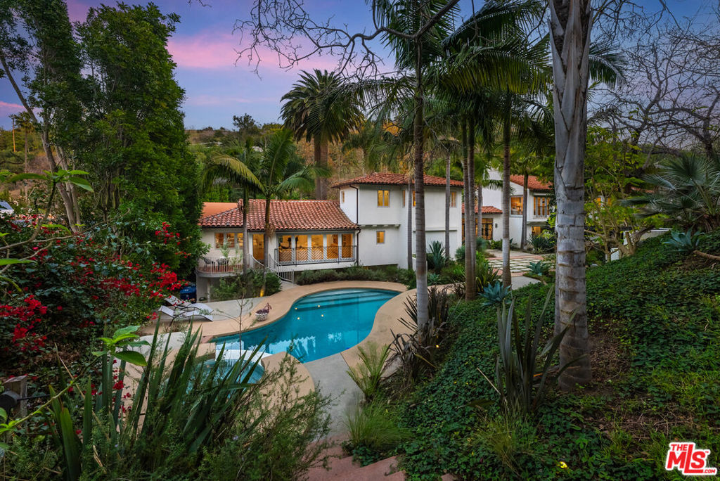 Properties 3 3701 Longridge Avenue