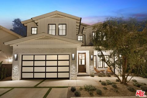 A home in Toluca Lake