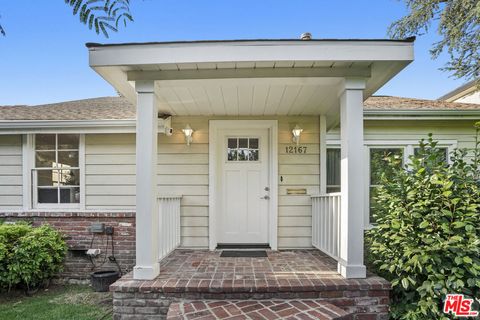 A home in Studio City