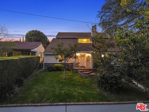 A home in Studio City