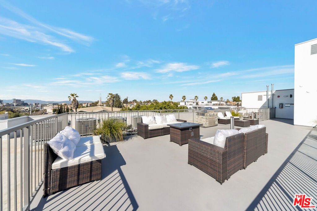 Properties 3 5506 THORNBURN Street