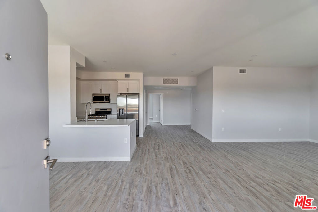 Properties 4 5506 THORNBURN Street