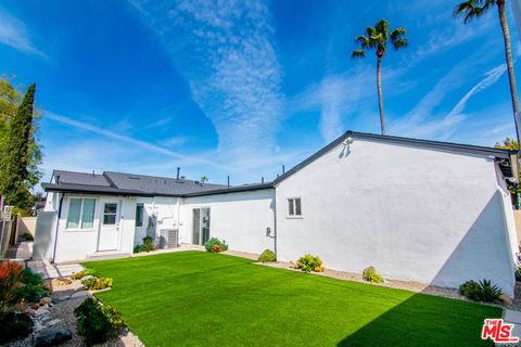 A home in North Hollywood