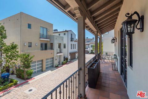 A home in Playa Vista