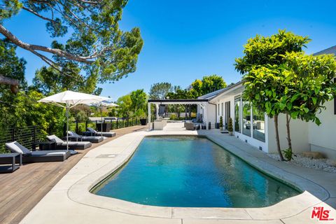 A home in Tarzana