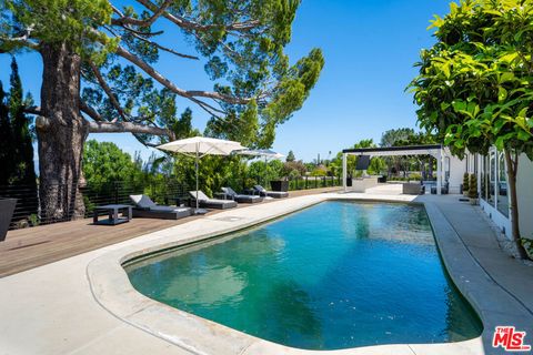 A home in Tarzana