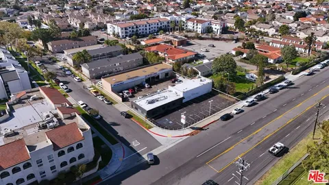 MLS: 25509191